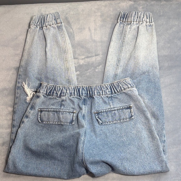 Forever 21 Light Blue Distressed Boyfriend Jogger Jeans - Picture 6 of 11